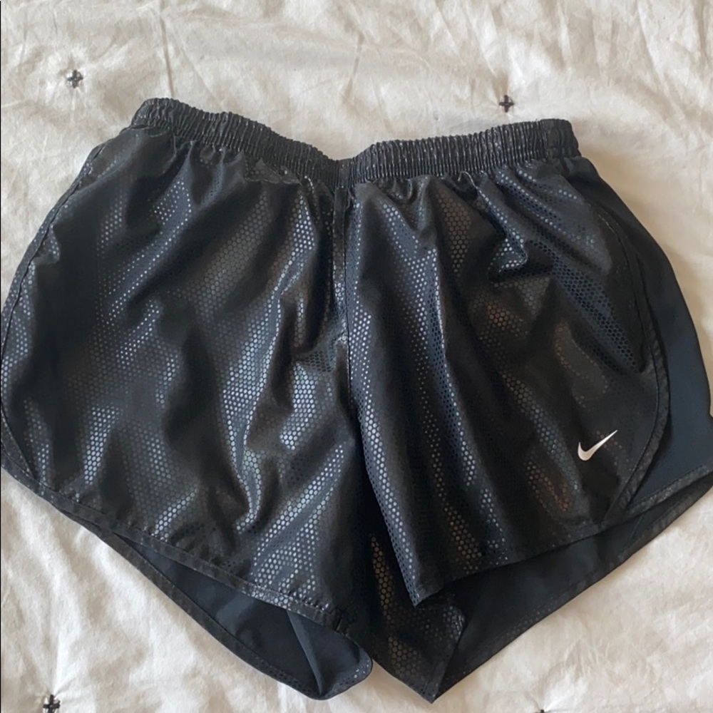 Nike BLACK Dot ⚫️ Shorts!!